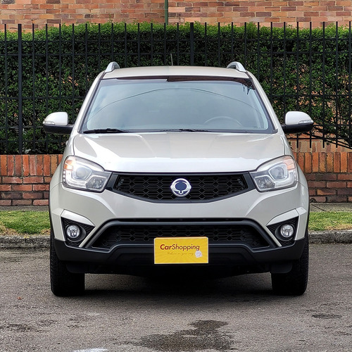 Ssangyong Korando 2.0 Gasolina Aut 4x2 Verla Es Comprarla