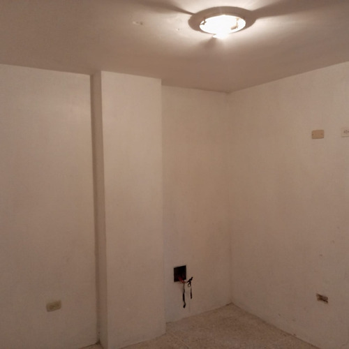 Imagen 17 de 23 de Global Alquila Apartamento En Paraparal, Res. Copoazu (gla-1153)