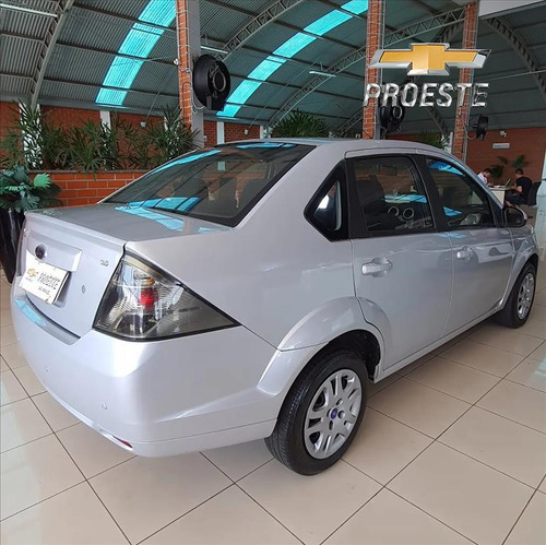 Ford Fiesta 1.6 MPI CLASS HATCH 8V FLEX 4P MANUAL