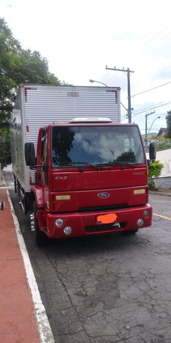Ford Cargo 2422