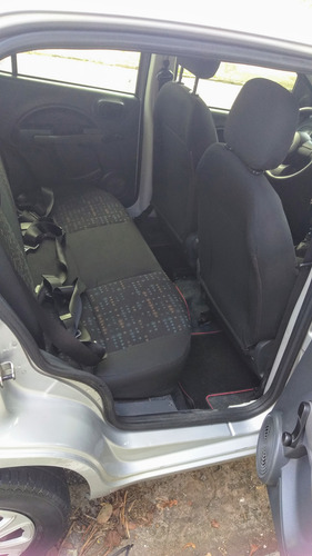 Fiat Uno 1.0 Vivace Celeb. Flex 5P