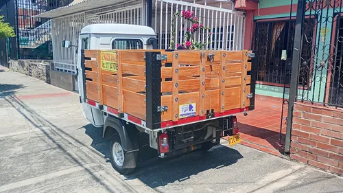 Motocarro Bajaj Maxima Estacas