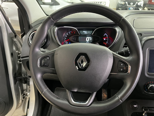 Renault Captur 1.6 16V 4P FLEX SCE LIFE X-TRONIC CVT