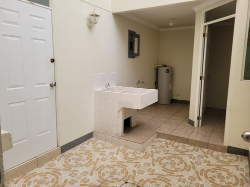 Imagen 16 de 30 de Venta Casa Q 1,430,000 En Ciudad Guatemala