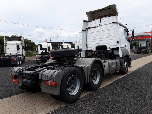 Imagem 4 de 12 de Mercedes Benz Axor 2544 6x2 - 2018/19