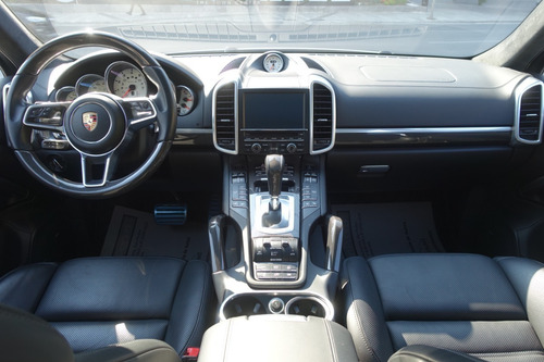 Imagen 5 de 13 de Porsche Cayenne Turbo S 2016