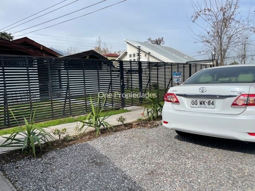 Casa En Venta De 4 Dorm. En Las Condes