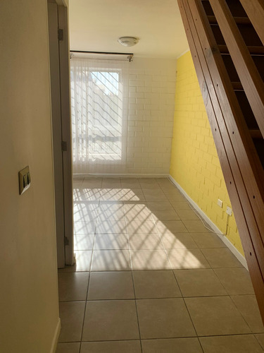 Arriendo Linda Casa, Lomas De Paine.