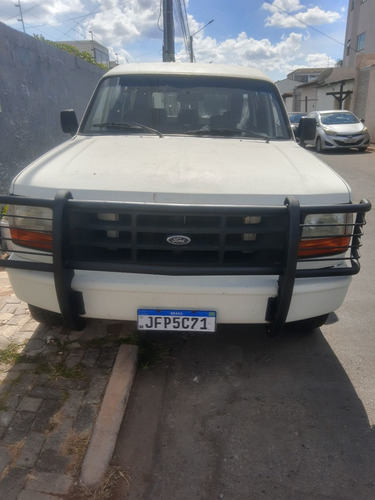 Imagem 7 de 8 de Ford F1000