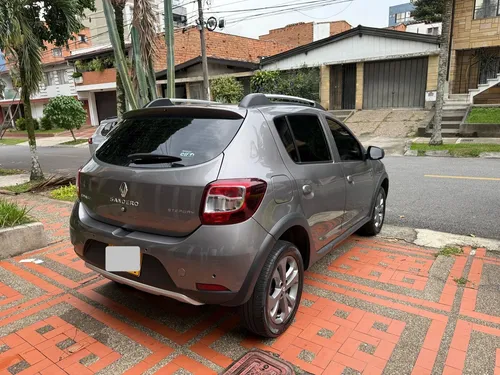 Renault Stepway 1.6 Trek Intens