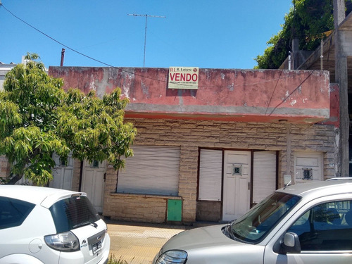 Latorre Prop. Vende 3 Viviendas En Block Zona Puerto 