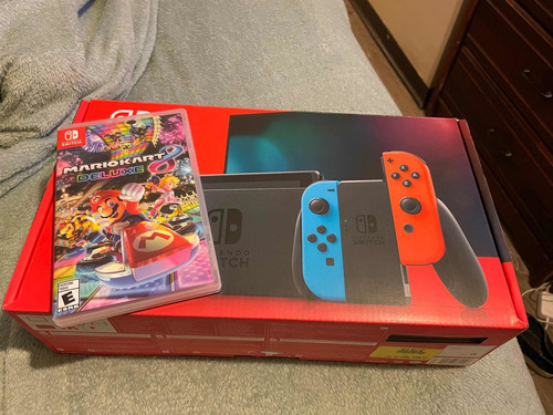 Nintendo Switch 32gb V2 + Mario Kart 8