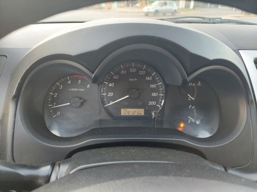 Imagen 4 de 10 de Toyota Hilux 2014 3.0 Cd Sr 171cv 4x2 - B3