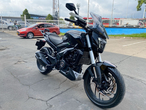 Imagen 2 de 18 de Bajaj Dominar D400 2023