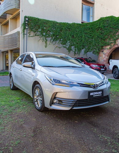 Imagen 4 de 15 de Toyota Corolla Xei 1.8 Cvt