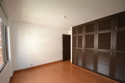 Apartamento En Venta En La Calleja. Cod V12044