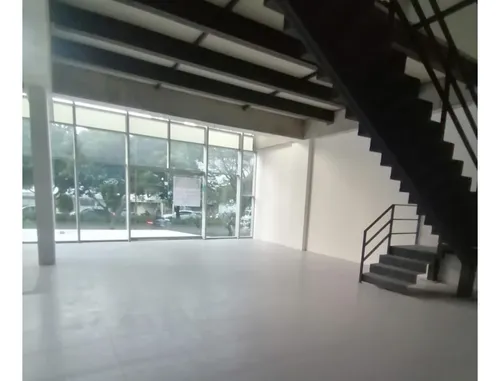 146m2 Local Arriendo Envigado - Mayorca