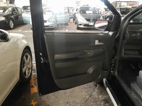 Imagen 6 de 10 de Volkswagen Crossfox 1.6 Std 5 Vel Ac 2007