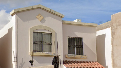 Casa En Remate-c. Manuel M.ponce, Jardines Del Bosque, Los Mochis, Sinaloa. -jcbb9
