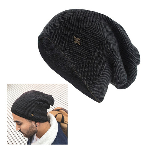 Gorro En Tela Texturada Con Forro Interno De Polar Negro