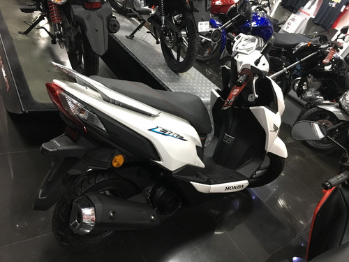 Scooter Honda New Elite 125 Roja Performance Bikes