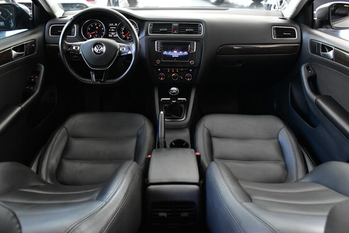 Imagen 12 de 15 de Volkswagen Vento 1.4 Tsi Highline Manual - Car Cash