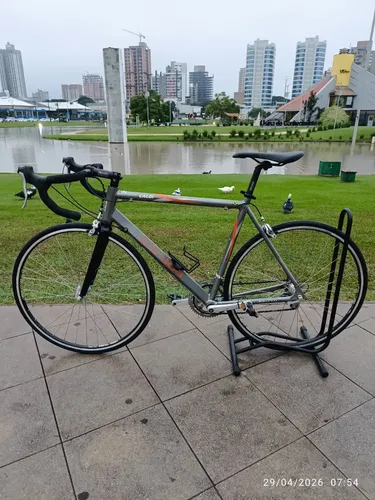 Bicicleta Speed Caloi Strada Road Cor Cinza Quadro 56 Cm