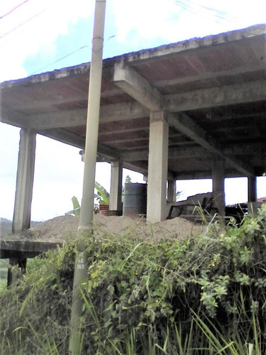 Imagen 3 de 7 de Terreno Con Estructura