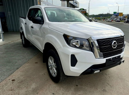 Nissan NP300 Frontier Se 4X2