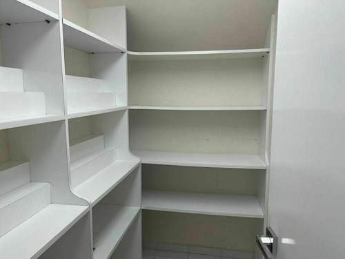 Imagen 9 de 18 de Casa En Venta O Renta En Interlomas Con Seguridad