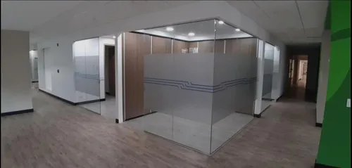 Oficina En Arriendo En Los Rosales. Cod A1038397