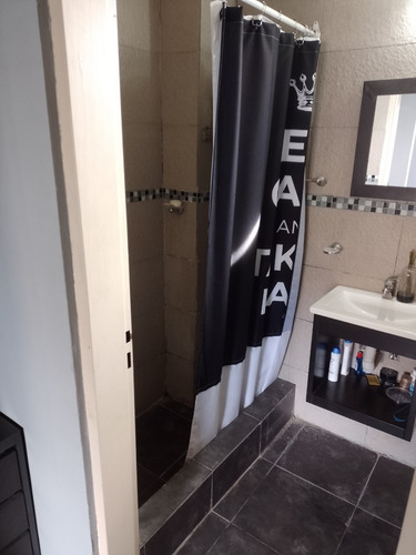 Imagen 9 de 17 de Departamento 2 Amb. En Duplex - 12 De Octubre 552 - Ramos Mejia