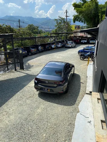 Mazda 3 2.0 Touring At