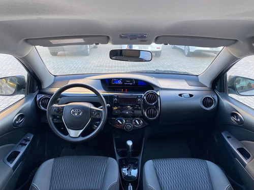 Imagem 4 de 14 de Toyota Etios Toyota Etios X Plus Sedan 1.5 2019/2020