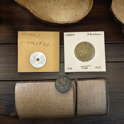 3 Monedas Antiguas Griegas Bronce Antigüedad Año 300 + 2 (Usado)