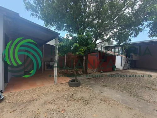 Bodega En Arriendo En La Libertad. Cod A16914