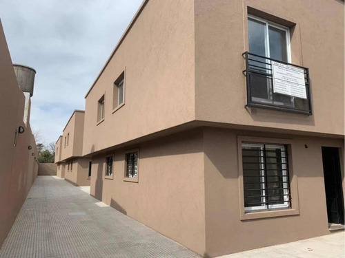 Imagen 2 de 16 de Duplex De 4 Ambientes Excelente Oportunidad !!!!!