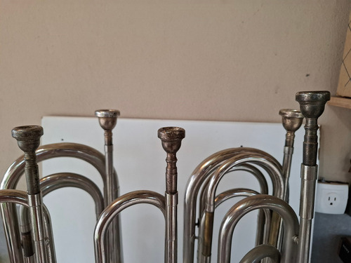 Lote De 3 Cornetas E 2 Cornetões Quirino Antigas Usadas