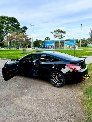 Hyundai Genesis 2.0 Coupe