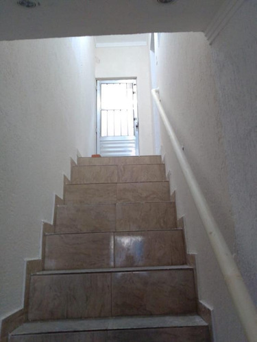 Imagem 8 de 15 de Sobrado Para Venda Em São Vicente, Vila Jockei Clube, 3 Dormitórios, 1 Suíte, 2 Banheiros, 1 Vaga - 706_1-2341394