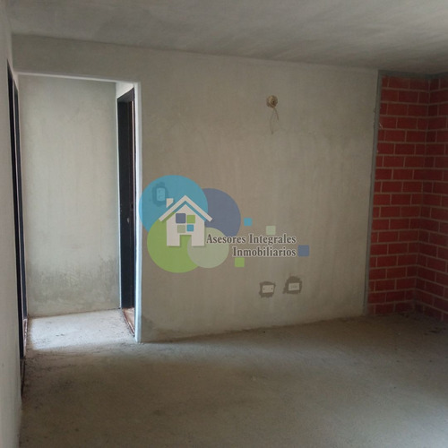 Guarenas, Apartamento Nueva Casarapa, Camino Real Obra Gris