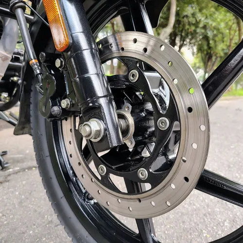 Bajaj Pulsar 180 Gris Asfalto 2022