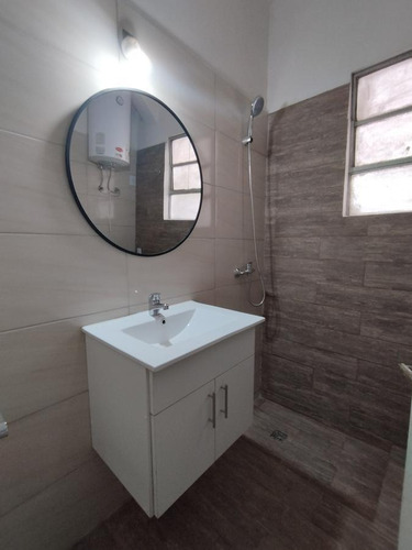 Imagen 4 de 9 de Alquiler De Apartameto 1 Dormitorio Con Patio En Pocitos, Montevideo