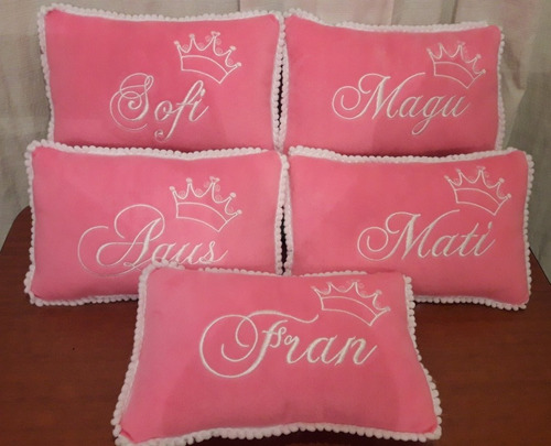Almohadón Bordado Personalizado Para 15 Años Souvenir.