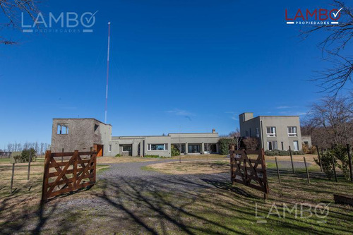 Venta Casa Chacras De La Alameda Carmen De Areco