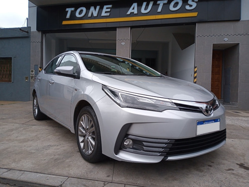 Imagen 2 de 11 de Toyota Corolla 2018 Xei Pack Cvt