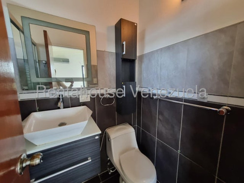 Maribel Morillo Asesor Inmobiliario De Rentahouse Te Ofrece Bello Y Moderno Apartamento De 106m2; Ubicando En Conjunto Con Planta Electrica; Al Este De Barquisimeto Lara