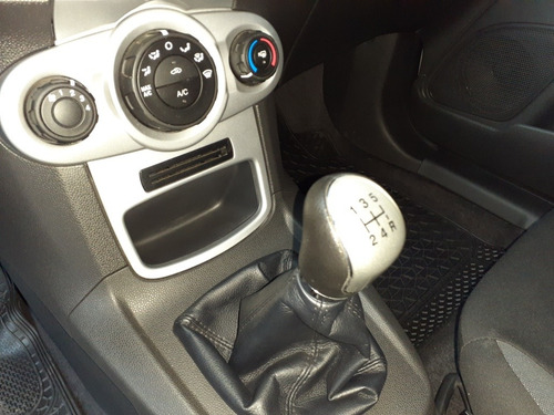 Imagen 12 de 17 de Ford Fiesta Kinetic Design 2020 1.6 Se 120cv