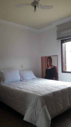 Imagem 4 de 14 de Casa Muito Bem Arejada Bairro Cariru