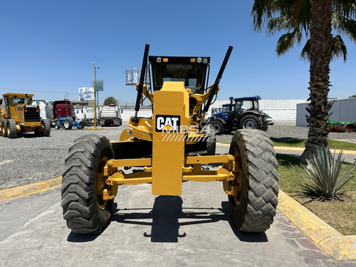 Motoconformadora Caterpillar 140h 2003